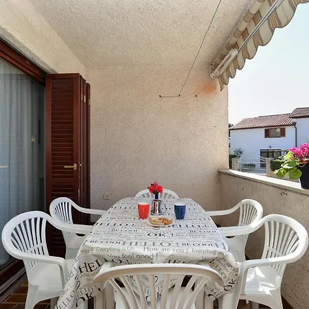 House 2080 Vakantiehuis *