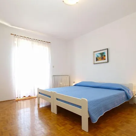 House 2080 Vakantiehuis *