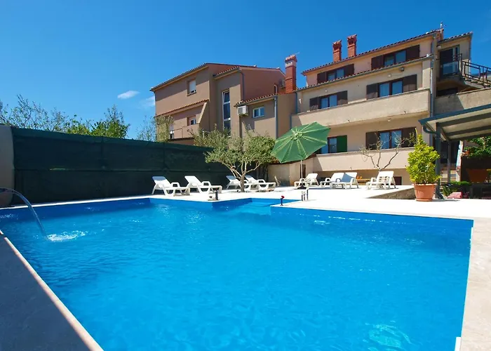 House 2080 Holiday home Pula