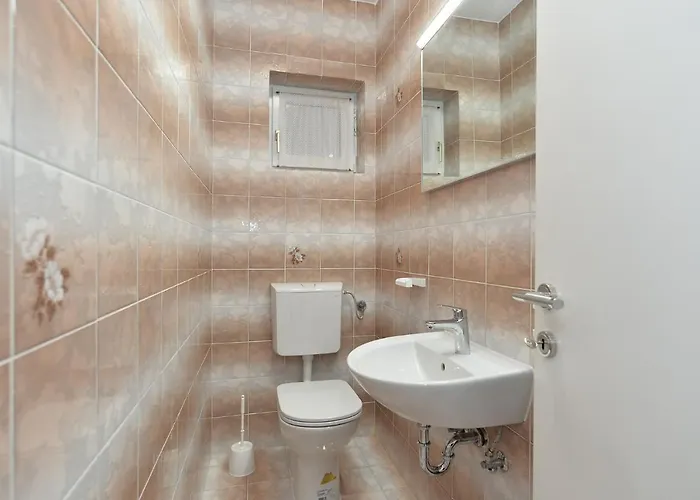 בית נופש House 2080