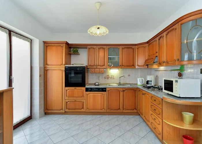 House 2080 Holiday home Pula