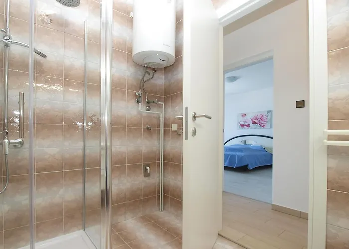 House 2080 בית נופש