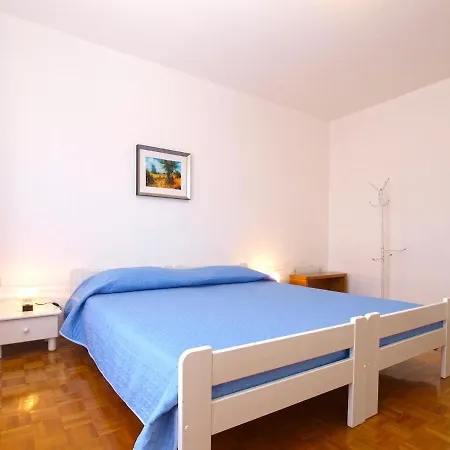 House 2080 Hébergement de vacances *