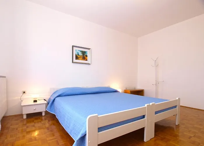 House 2080 Hébergement de vacances *