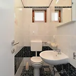 House 2080 * Пула